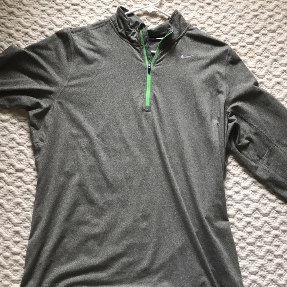 Nike men’s dry-fit sweater